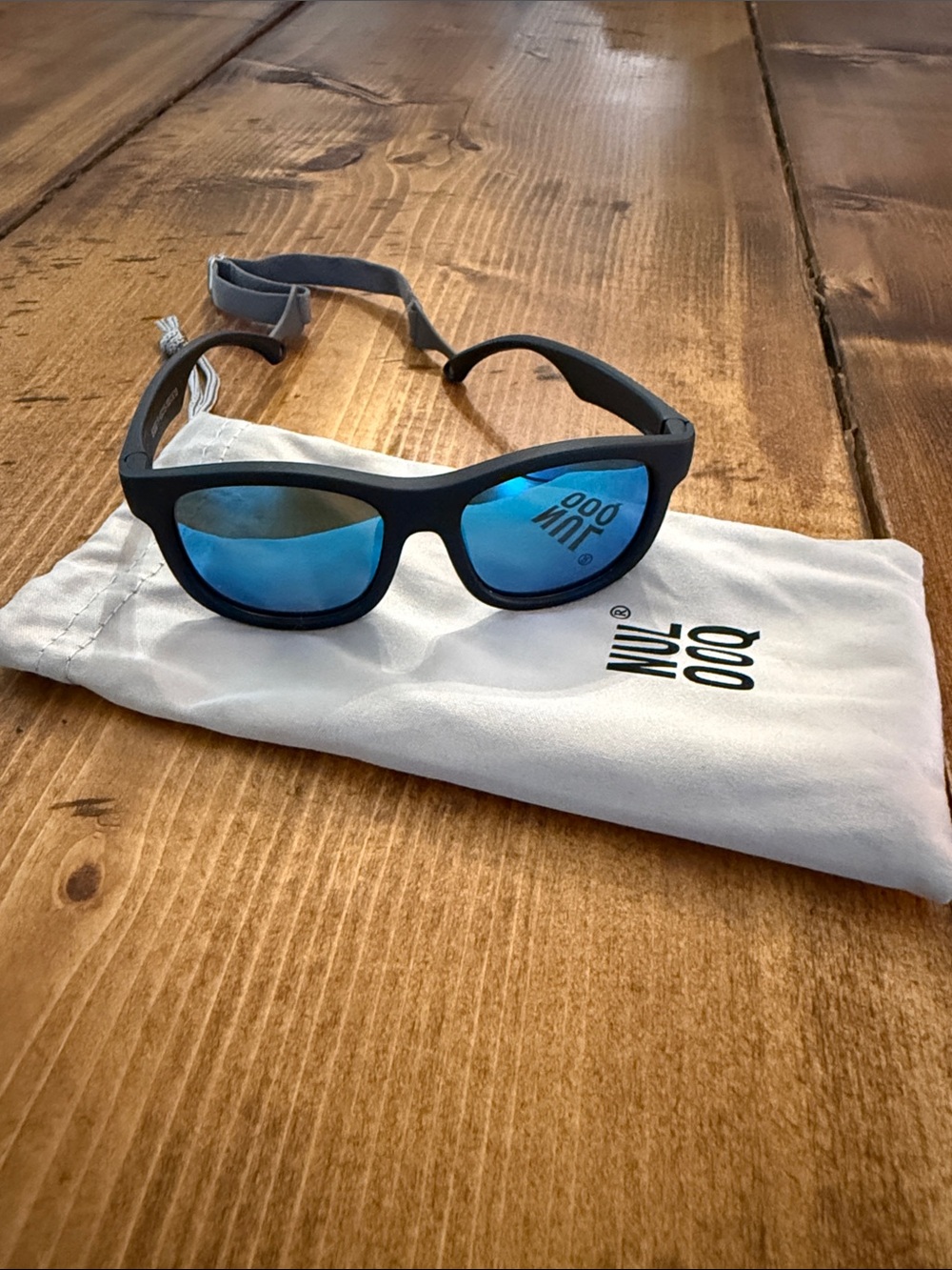 Blue Mirrored Lens Sunglasses with Black Frame